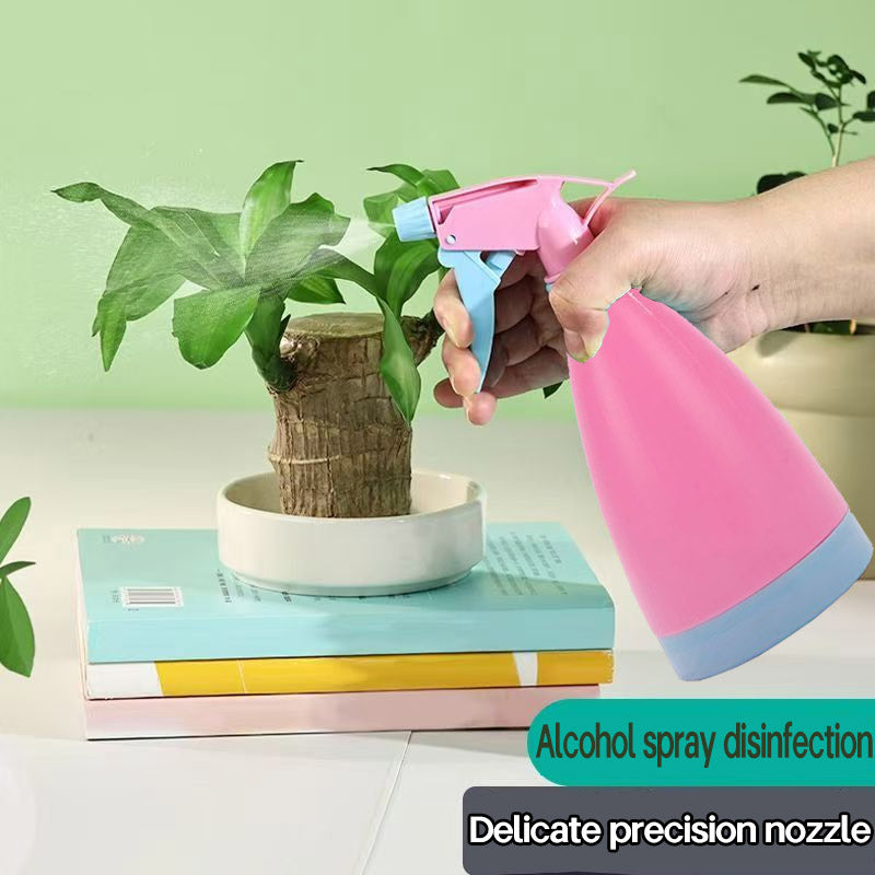 Garden Plastic Spray Bottle 500ml — Dual-Tone, Adjustable Nozzle, Indoor & Outdoor Use
